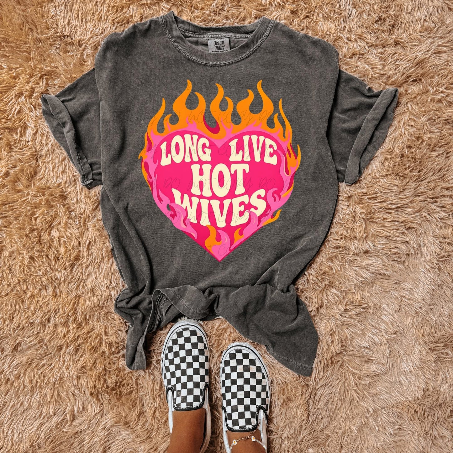 Long Live Hot Wives